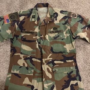 US Army woodland BDU jacket airborne captain